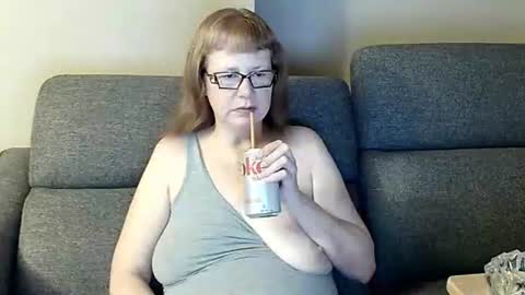 Snapshot of tittylandqc chatting on 02.16.26 tittylandqc online show from 02.16.26