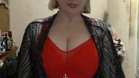 Snapshot of tittylina chatting on 02.13.25 tittylina online show from 02.13.25