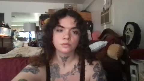 Snapshot of titzntattz chatting on 02.06.26 formerly bigtittygothwhore online show from 02.06.26