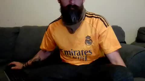 Snapshot of tj_the_man chatting on 10.06.25 TJ online show from 10.06.25