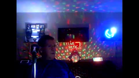 Snapshot of tkthedj chatting on 02.02.25 TK online show from 02.02.25