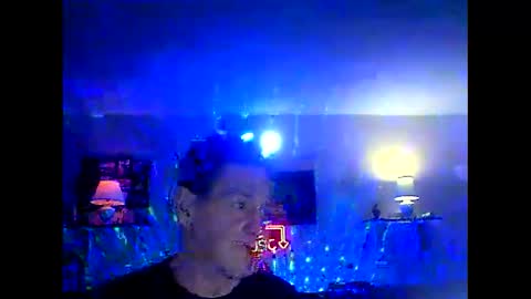 Snapshot of tkthedj chatting on 03.11.25 TK online show from 03.11.25
