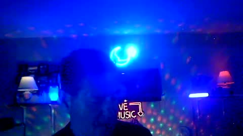 Snapshot of tkthedj chatting on 06.25.26 TK online show from 06.25.26