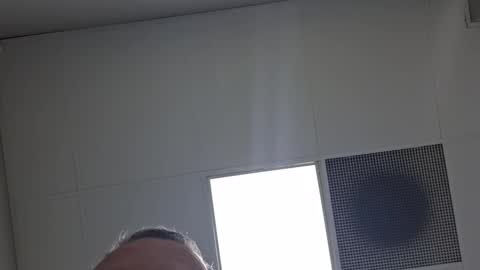 Vols online show from 02.05.25