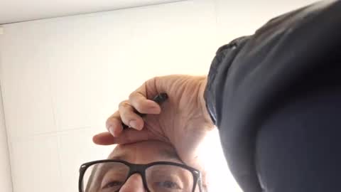 Vols online show from 02.21.25