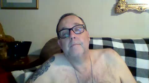 Vols online show from 02.23.25