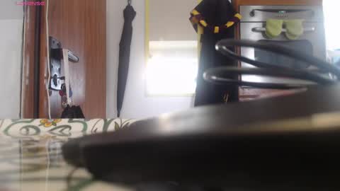 Snapshot of todd_dantes chatting on 02.05.25 Todd online show from 02.05.25