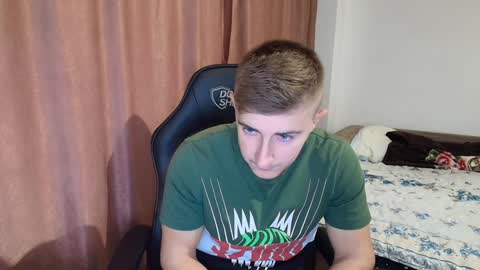 todhorny987 online show from 12.12.24