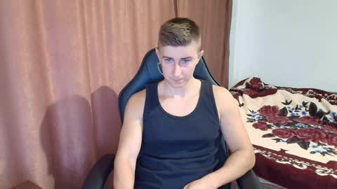 todhorny987 online show from 03.06.25