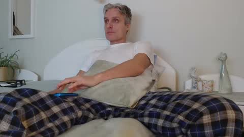 Daniel Bisexual uncut 20cm online show from 12.27.24