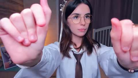 Snapshot of toitinnon chatting on 11.14.25 toitinnon online show from 11.14.25