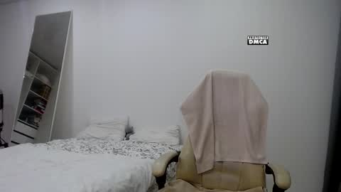 Snapshot of token___ chatting on 01.07.25 Arina online show from 01.07.25