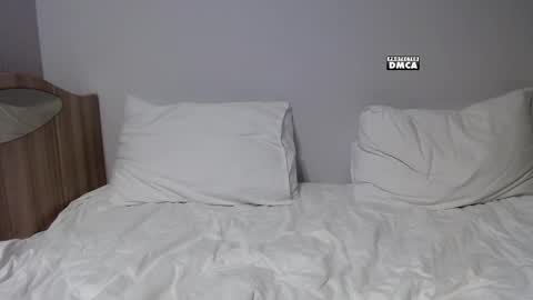 Snapshot of token___ chatting on 02.26.25 Arina online show from 02.26.25