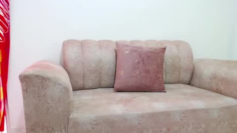 Snapshot of tokihoney chatting on 12.28.24 Adela y juan online show from 12.28.24