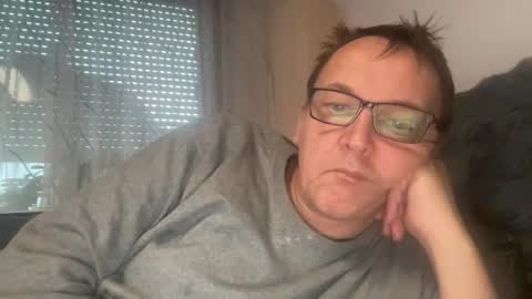 Tom online show from 12.05.25