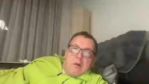 Snapshot of tom6644 chatting on 03.27.26 Tom online show from 03.27.26