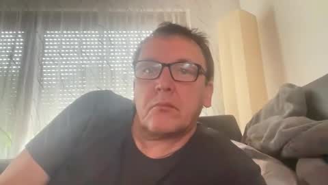 Snapshot of tom6644 chatting on 05.10.26 Tom online show from 05.10.26