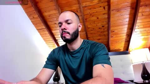   online show from 11.08.25