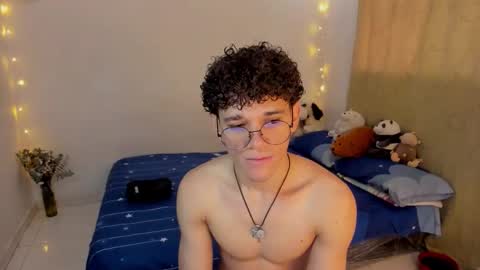 Tom Blue online show from 11.06.25