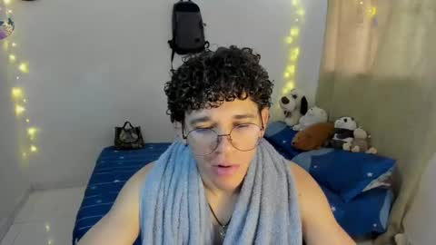 Tom Blue online show from 12.01.25