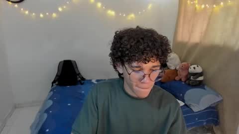 Tom Blue online show from 02.04.26