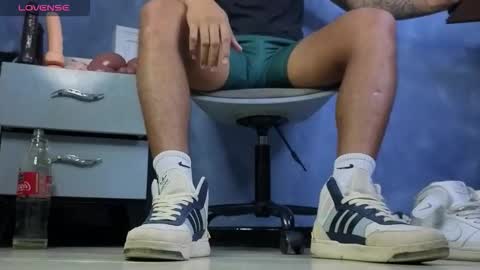 Tom online show from 02.01.26