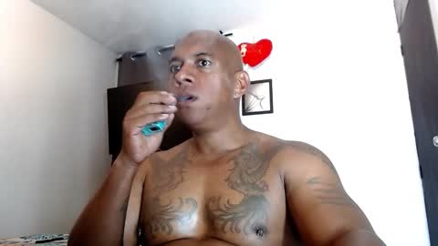 Tom Miller online show from 10.06.25