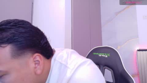 Tom muscle1 online show from 03.11.26