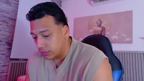 Tom muscle1 online show from 04.16.26