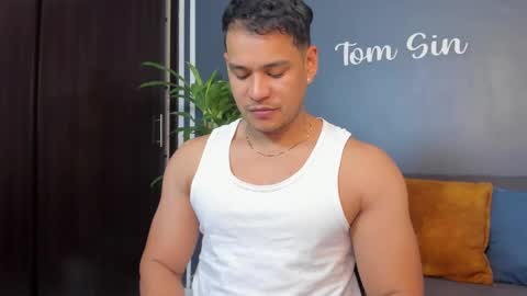 Tom Sin online show from 02.28.25