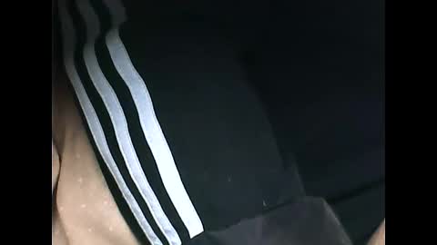 Snapshot of tomas0000 chatting on 03.04.25 thomi online show from 03.04.25