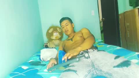 Snapshot of tomasandgero chatting on 02.08.26 SANTY online show from 02.08.26