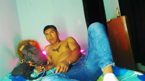 Snapshot of tomasandgero chatting on 02.10.26 SANTY online show from 02.10.26