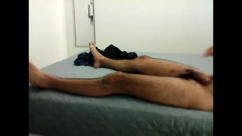 Snapshot of tomasolav chatting on 10.10.25 MateoOlatov online show from 10.10.25