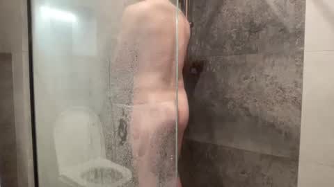 tomaszjager01 online show from 02.18.25