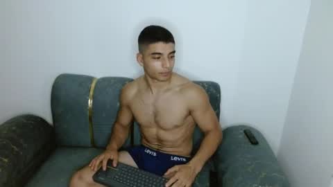 tomaz_18 online show from 05.22.26