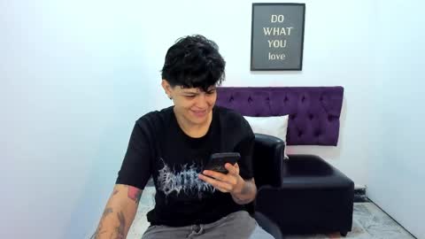 Snapshot of tomboy_natali chatting on 05.12.26 IAN SAYD online show from 05.12.26