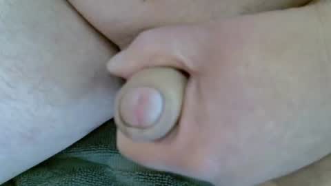 Snapshot of tomhotfun chatting on 10.25.25 TOMHOTFUN online show from 10.25.25