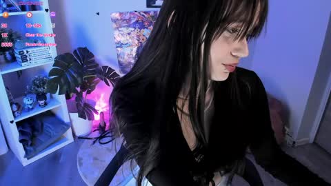 Snapshot of tomie_kawakam1 chatting on 05.12.26 Tomie online show from 05.12.26
