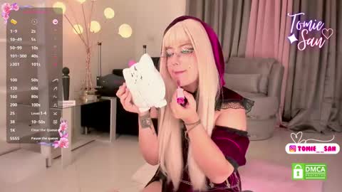  Tomie  online show from 02.10.25