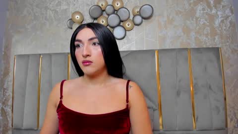   online show from 02.05.25