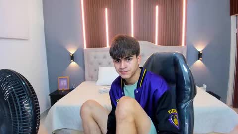 Tommy  online show from 09.14.25