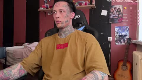 Snapshot of tommy__gun_ chatting on 12.20.24 Tommy and Katana online show from 12.20.24