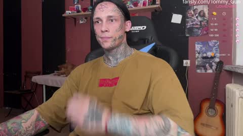 Snapshot of tommy__gun_ chatting on 12.20.24 Tommy and Katana online show from 12.20.24