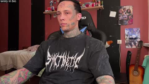 Snapshot of tommy__gun_ chatting on 12.25.24 Tommy and Katana online show from 12.25.24