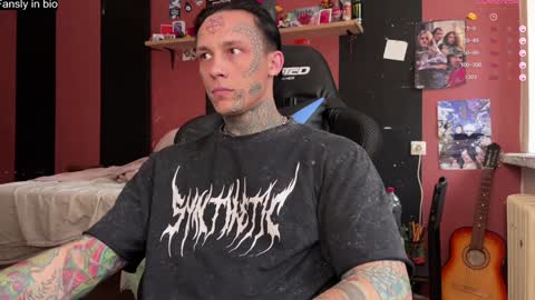 Snapshot of tommy__gun_ chatting on 12.26.24 Tommy and Katana online show from 12.26.24