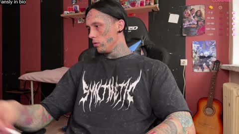 Snapshot of tommy__gun_ chatting on 12.26.24 Tommy and Katana online show from 12.26.24