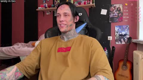 Snapshot of tommy__gun_ chatting on 12.27.24 Tommy and Katana online show from 12.27.24