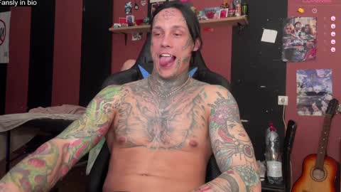 Snapshot of tommy__gun_ chatting on 12.27.24 Tommy and Katana online show from 12.27.24