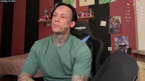 Snapshot of tommy__gun_ chatting on 12.30.24 Tommy and Katana online show from 12.30.24